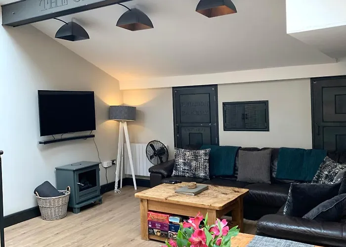 The Old Bakery - Luxury Three Bed House With Roof Terrace