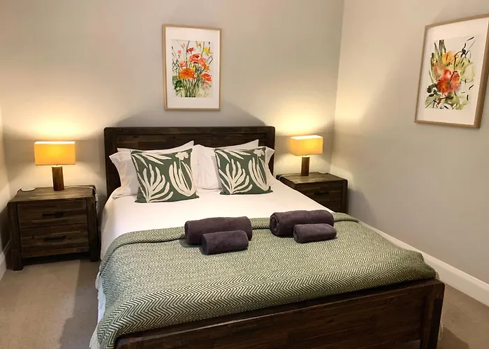 The Old Bakery - Luxury Three Bed House With Roof Terrace *