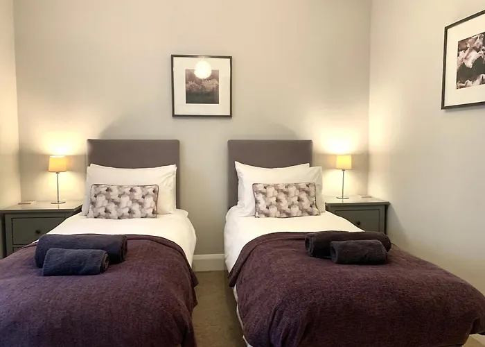 The Old Bakery - Luxury Three Bed House With Roof Terrace *