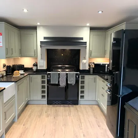 The Old Bakery - Luxury Three Bed House With Roof Terrace