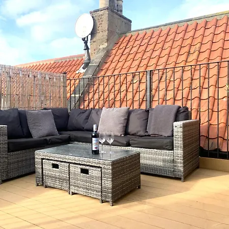 The Old Bakery - Luxury Three Bed House With Roof Terrace * Whitby