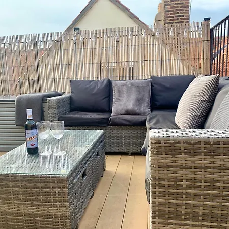 Holiday home The Old Bakery - Luxury Three Bed House With Roof Terrace